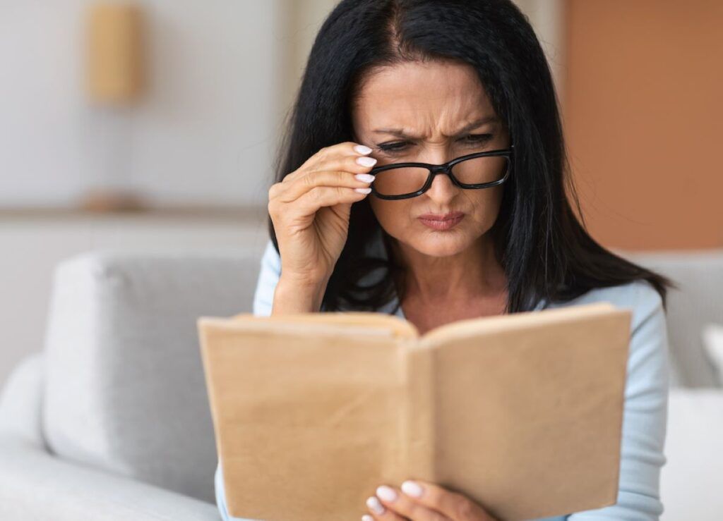 Schimbări de personalitate la 40-50 ani: Psihiatrii, 6 semne demență de neignorat