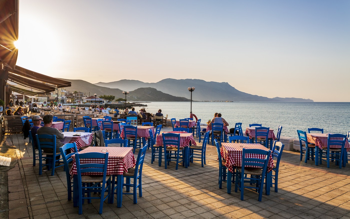 Grecia: Semnul secret al tavernei locale, cunoscut de toți localnicii