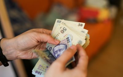 BNR: Inflația scade, dar prețurile rămân mari