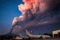 Etna blochează aeroportul din Catania