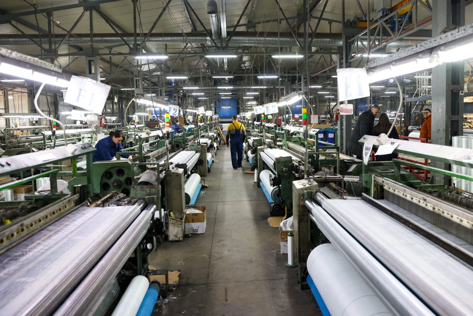 Roca Industry oprește plata pentru Workshop Doors