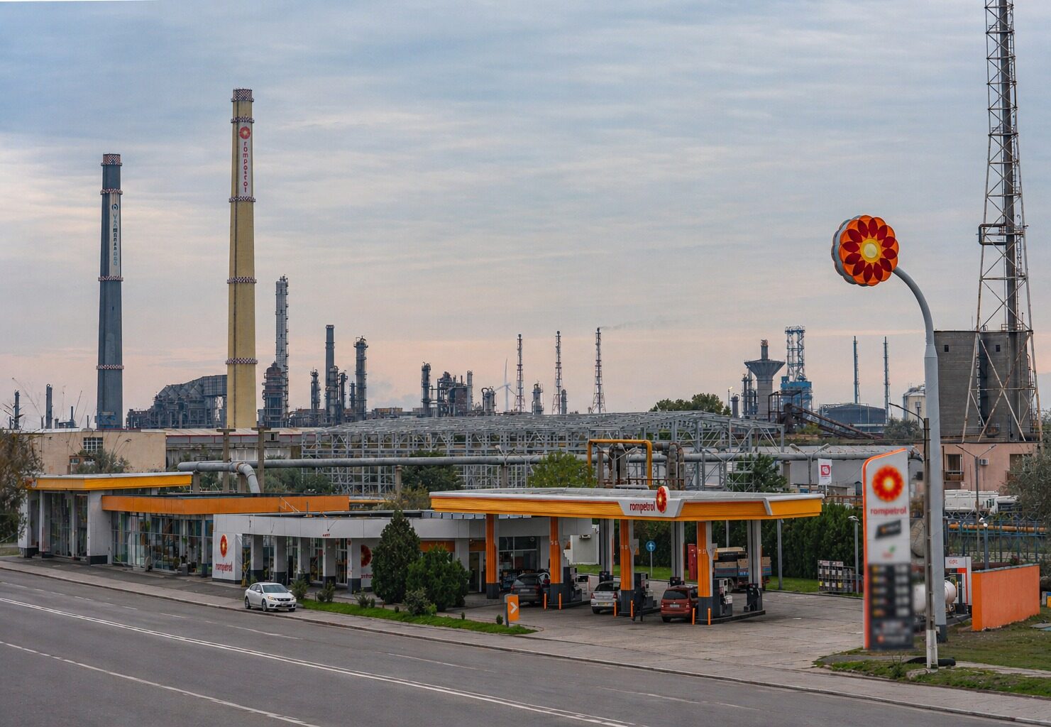 Rompetrol își dublează profitul și se extinde Rapid