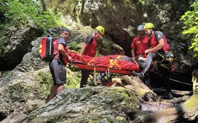 Făgăraș: Adolescent inconștient salvat de alpiniști