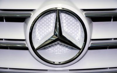 Mercedes AMG, acuze șoc: Logo-uri periculoase la atingere