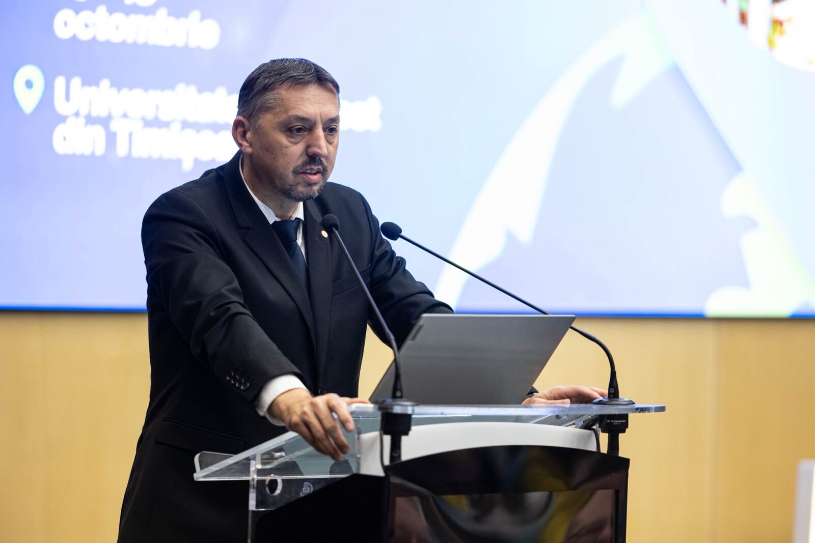 David: Rezultate PISA, dar fără paradigma lor?