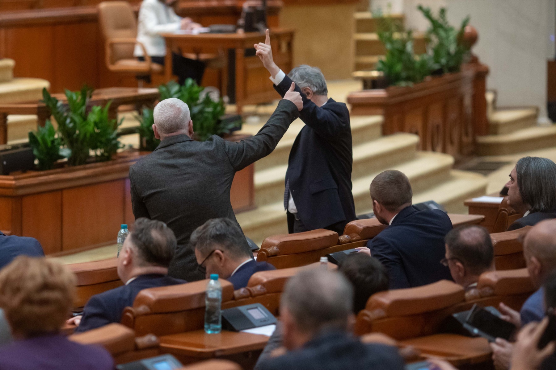 Grindeanu, refuzat de Mureșan: „Mergem la vot în Parlament”