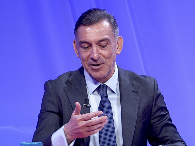 Ilie Dumitrescu, mesaj în direct: „Vine noul antrenor FCSB”