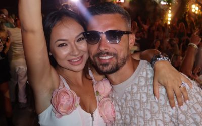 Campion român, acum șoferul unei vedete: „1200 km/zi”