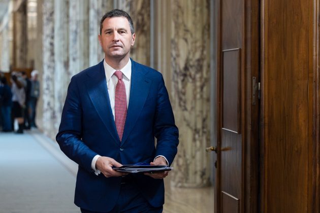 Tanczos Barna, avertisment UE: Legea rigidă afectează mii de fermieri