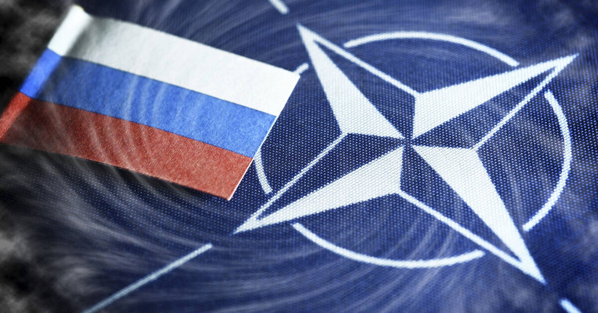 Comandant NATO-rusoaică pe Tinder: Spionaj la vârful Alianței?