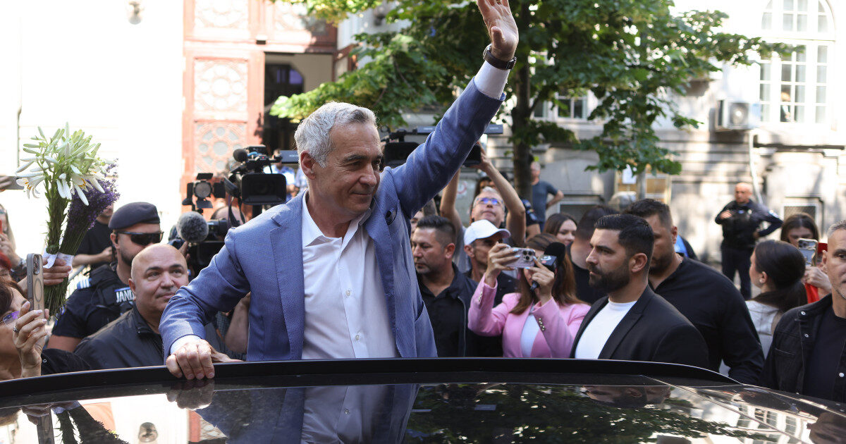 Georgescu: Iohannis vrea să angajeze România în război