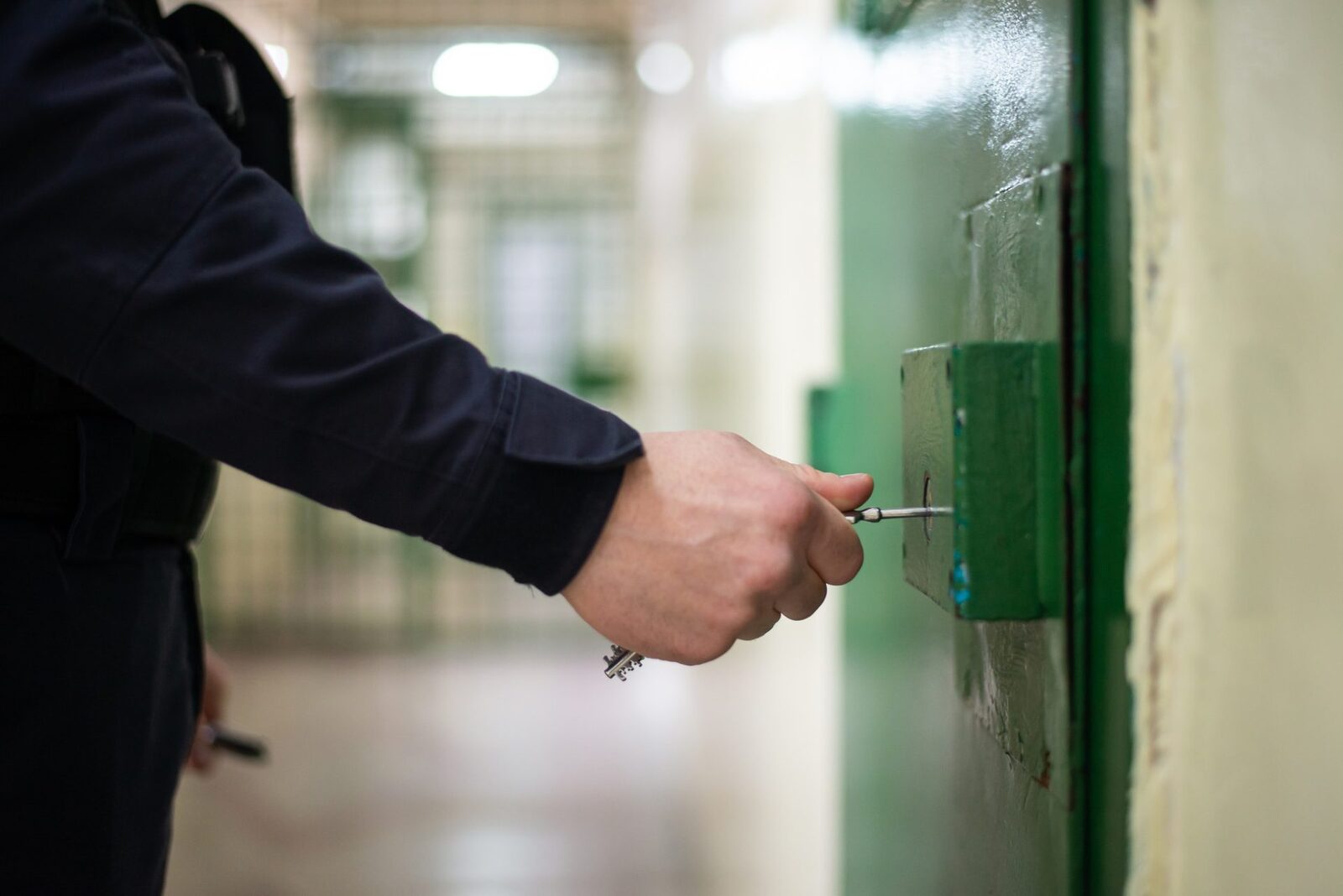 Închisorile, scut anti-drog: Studii și instruire
