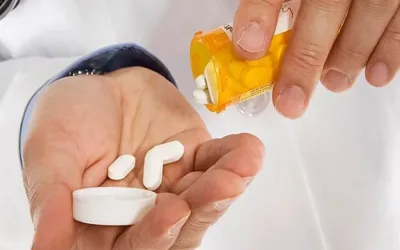 Antibiotic comun, risc crescut de deces: Noi avertismente medicale