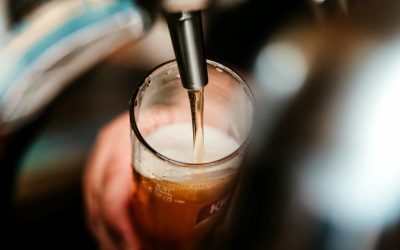 Alcoolul ucide tot mai mulți români de cancer