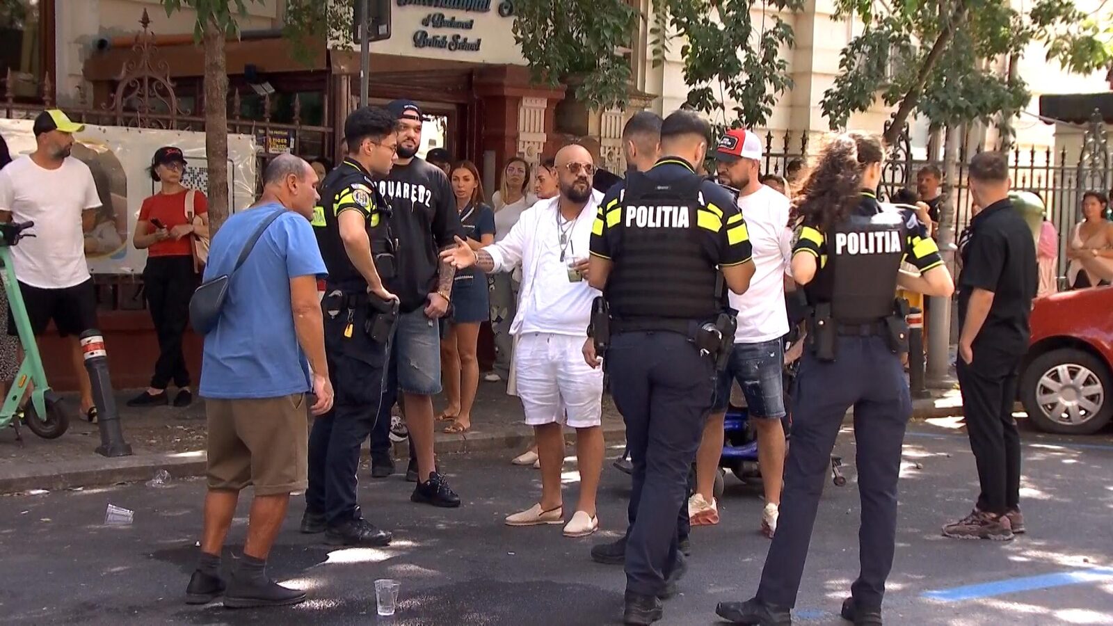 Merdeneaua lui Nea Mihai, simbol anti-gentrificare în Le Monde