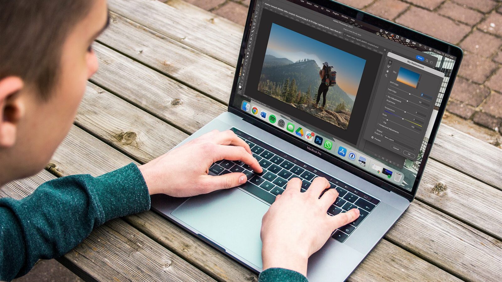 Șterge-i pe oricine din poze: Photoshop face minuni