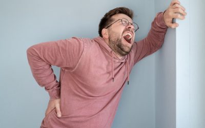 Pietre rinichi: 6 semne alarmante de care să te ferești
