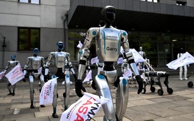 Roboții, în stradă contra AI în Polonia