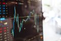 S&P menține ratingul României, perspectiva e negativă