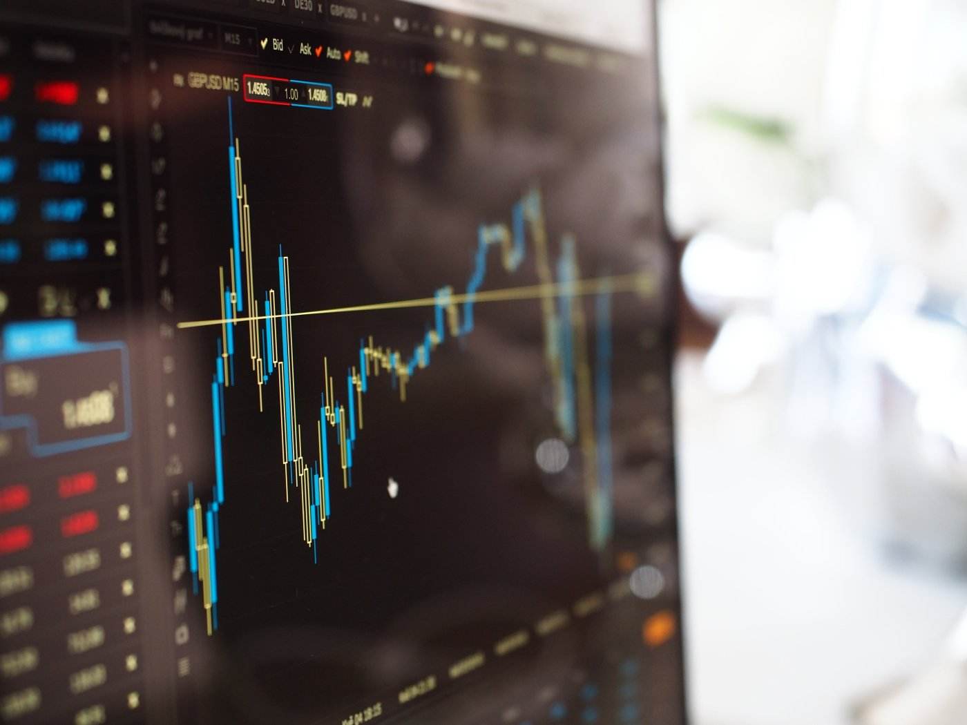 S&P menține ratingul României, perspectiva e negativă