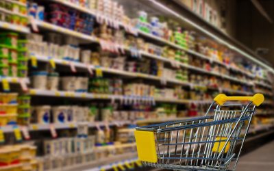 „Schema punga” prin care o casieriță a reușit să ia zeci de mii de euro dintr-un supermarket. Cum funcționa metoda prin care sustrăgea bani din casă