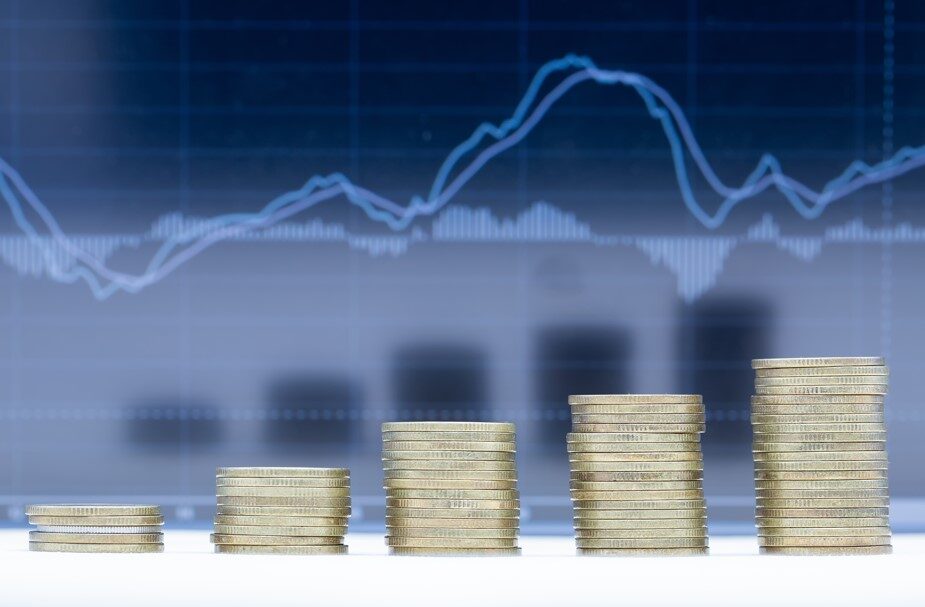 România: Creșterea economică scade. De ce revizuiește Comisia Prognoza