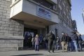 STB: Directorul general, angajat cu peste 6.000 euro brut/lună, în insolvență