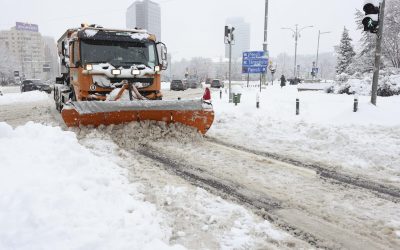 Sectorul 1 pregătit: 96 de utilaje, 3000 tone antiderapant