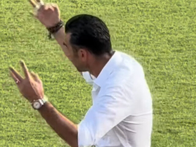 Charalambous, la un pas de plecare după meciul decisiv