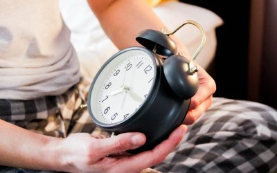 Ora de iarnă 2026: Noaptea de duminică, mai devreme anul acesta