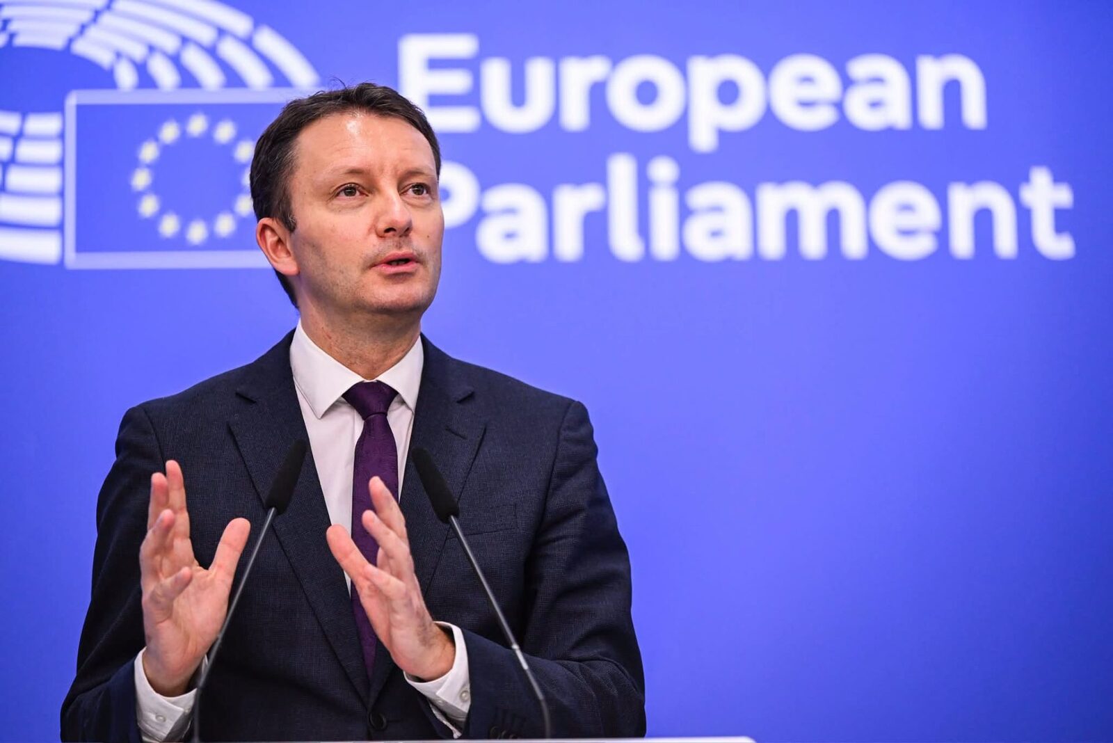 Mureșan: Parlamentul UE, contra tăierilor irlandeze la buget