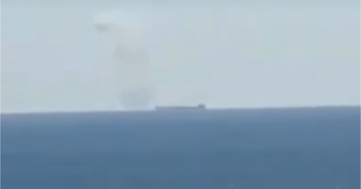 Incendiu la bordul unei nave, în Marea Neagră, lângă Sulina