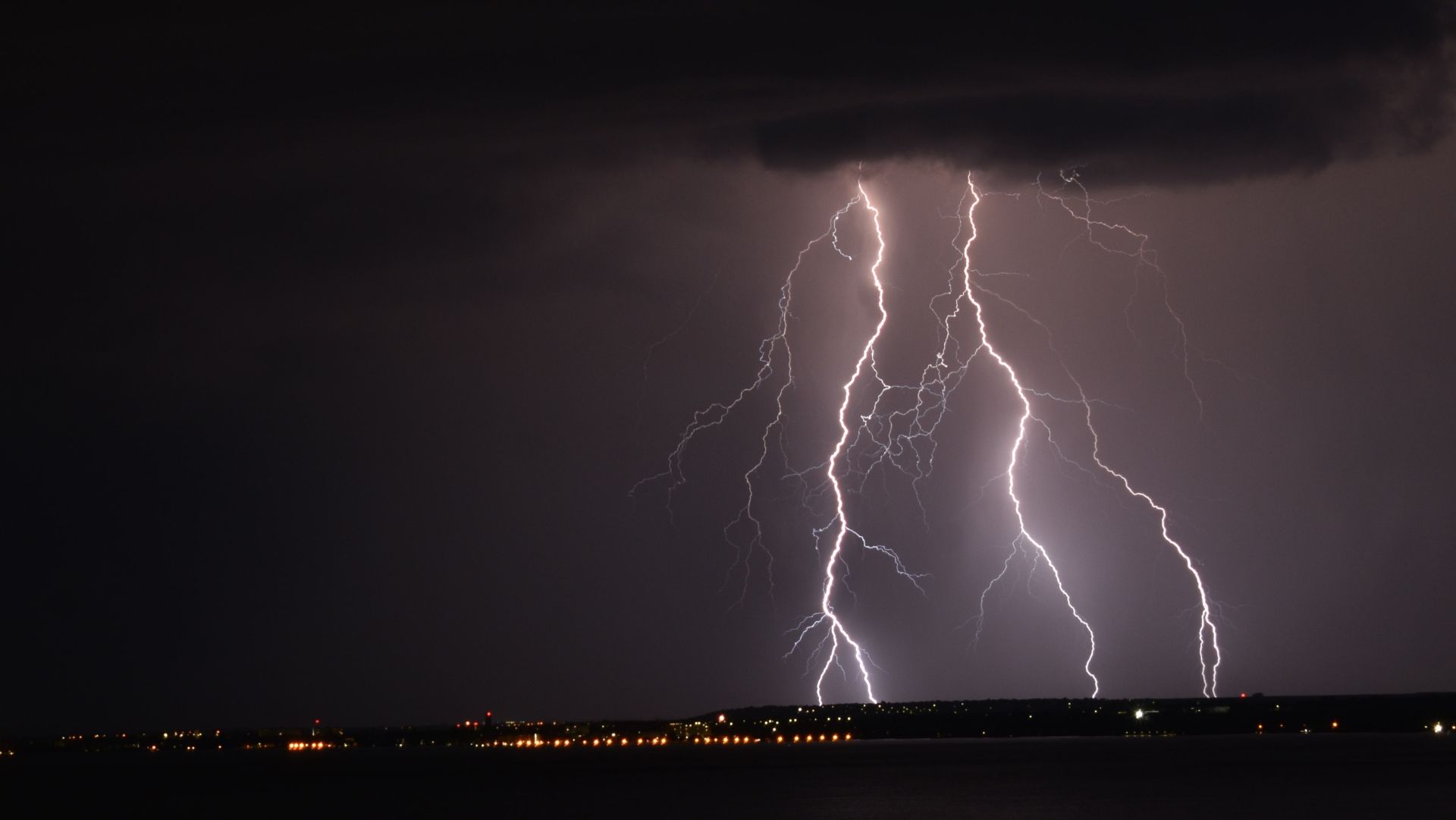 Pământul se destabilizează: Alerta climatică globală