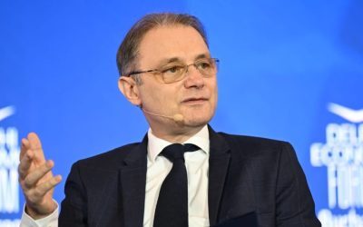 Premierul desemnat, la discuții cu miniștrii propuși despre guvernare