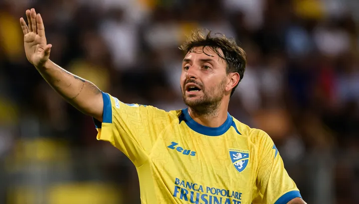 Frosinone-Lecce: Previziuni și Echipe pentru Derbiul Italian