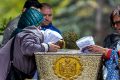 Iași: Sute de mii la moaștele Sfintei Parascheva